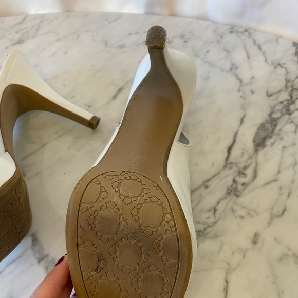 White platform heels. 8.5 EUC - Picture 4 of 5